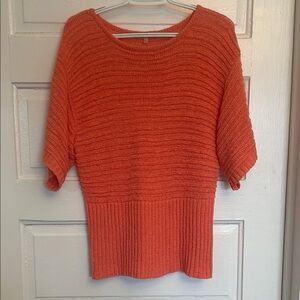 Cable & Gauge Vibrant Coral Crew Neck Sweater